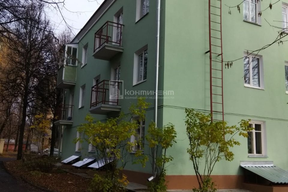 Продаётся комната в 3-комн. квартире, 14.5 м²