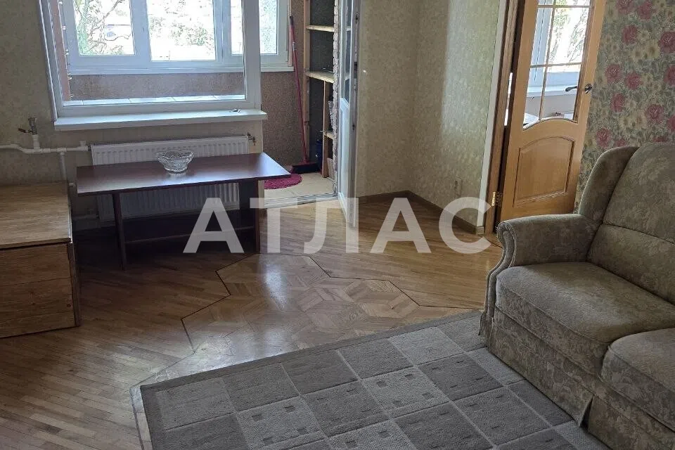 Продаётся 3-комнатная квартира, 46.5 м²