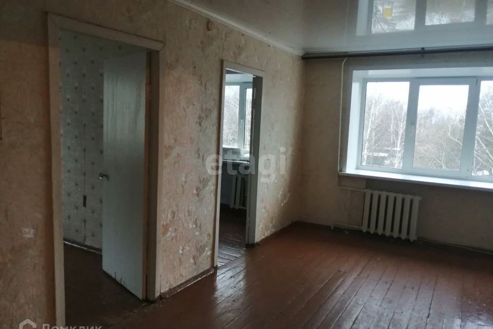 Продаётся 4-комнатная квартира, 60.1 м²