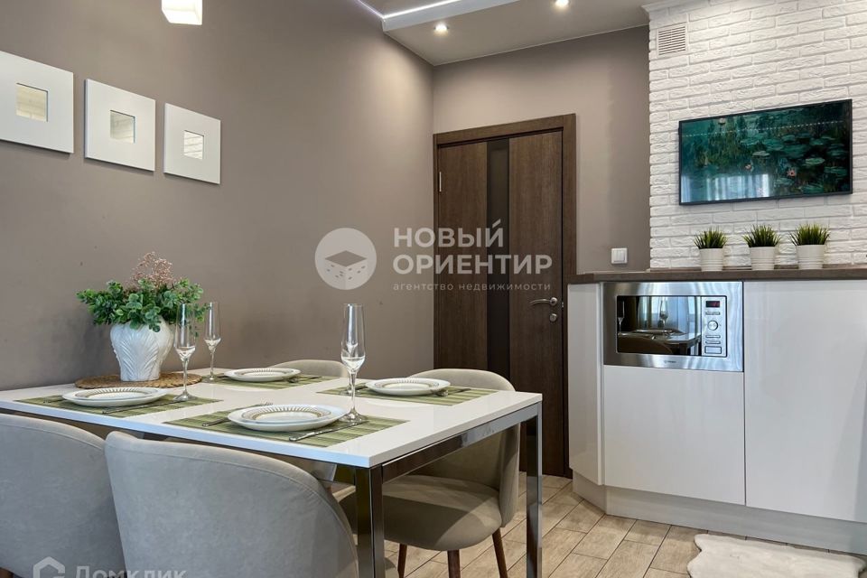 Продаётся 2-комнатная квартира, 59.7 м²