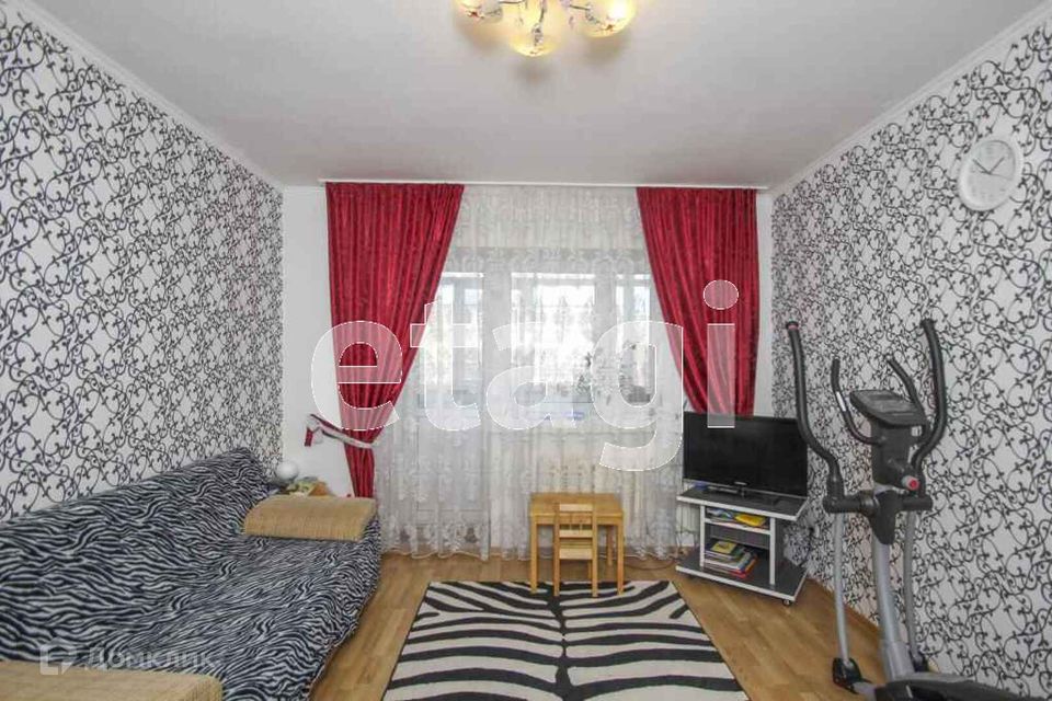 Продаётся 3-комнатная квартира, 61 м²