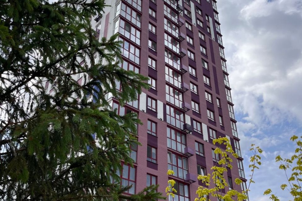 Продаётся 3-комнатная квартира, 90.8 м²