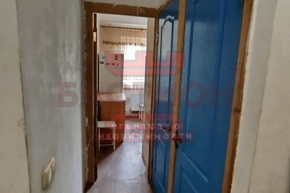Продаётся 4-комнатная квартира, 61 м²