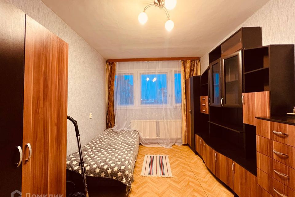Продаётся комната в 3-комн. квартире, 11.9 м²