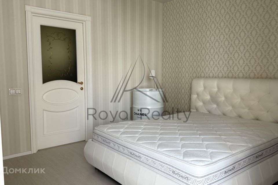Продаётся 2-комнатная квартира, 64 м²