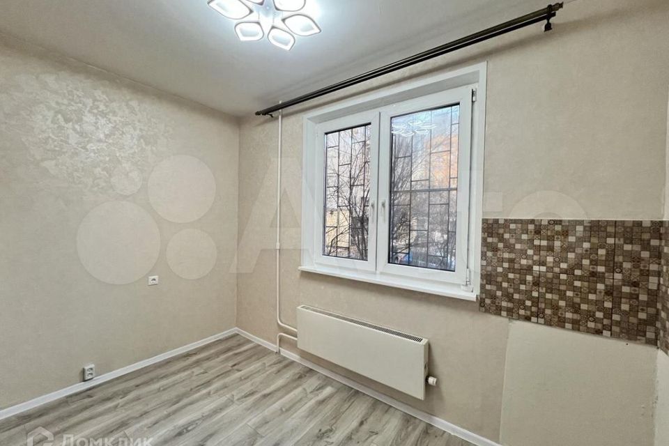 Продаётся 1-комнатная квартира, 37.9 м²