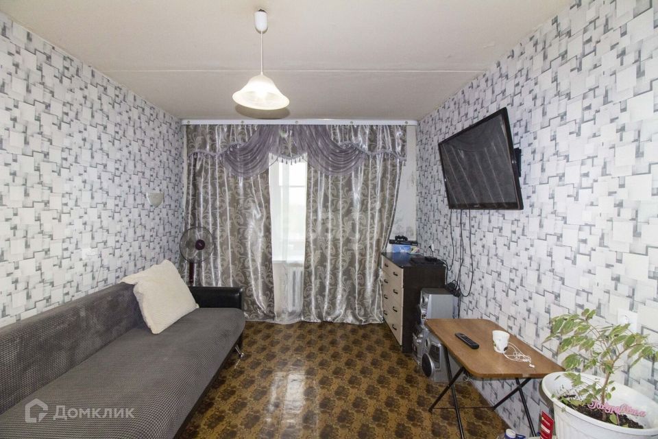 Продаётся 3-комнатная квартира, 53.3 м²