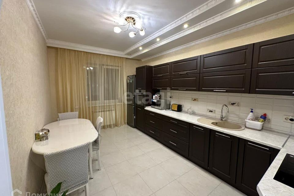 Продаётся 2-комнатная квартира, 73.1 м²