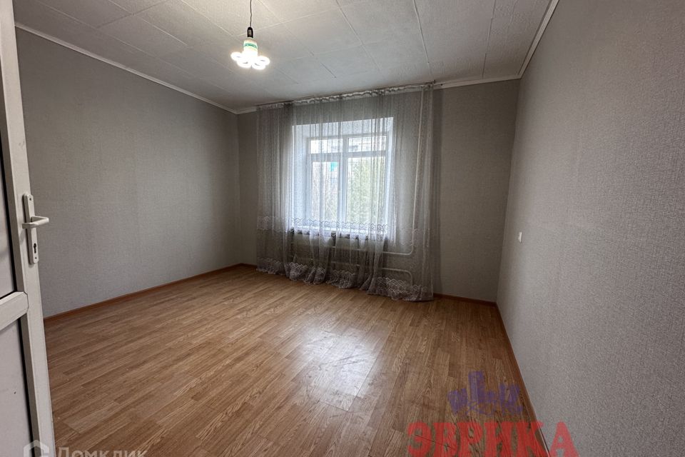 Продаётся 2-комнатная квартира, 56.9 м²