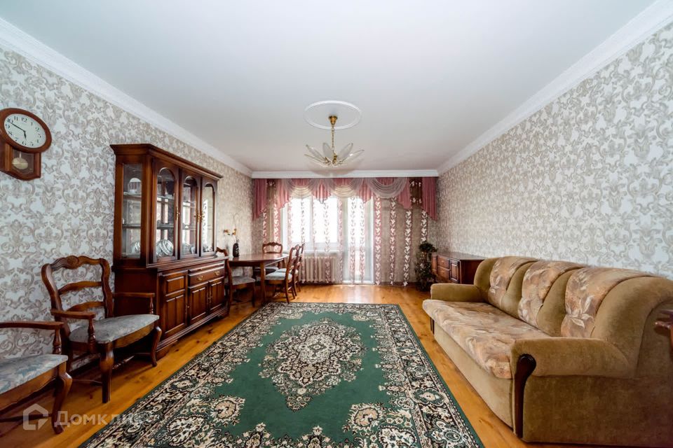 Продаётся 4-комнатная квартира, 104.4 м²