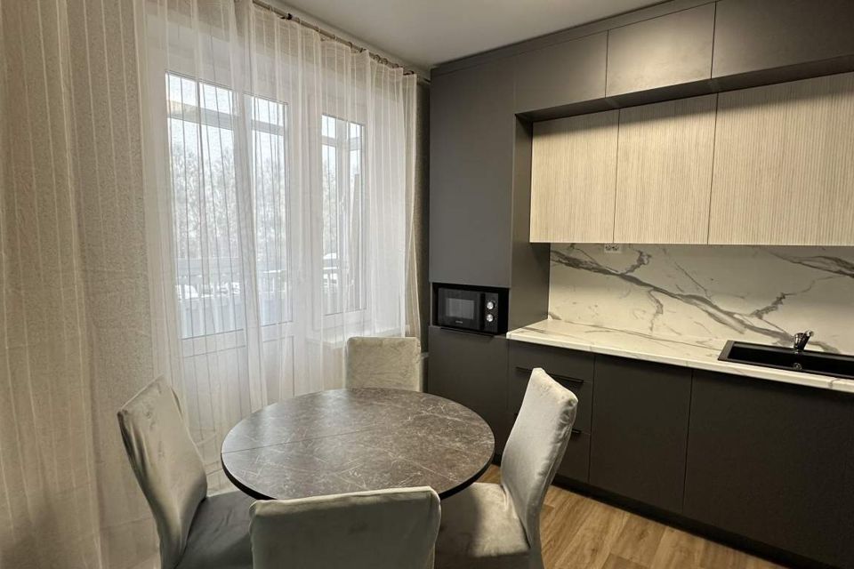 Сдаётся 3-комнатная квартира, 76 м²