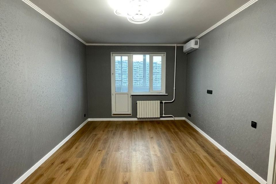 Продаётся 1-комнатная квартира, 37 м²