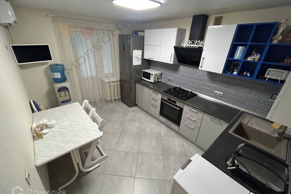 Продаётся 2-комнатная квартира, 54.5 м²