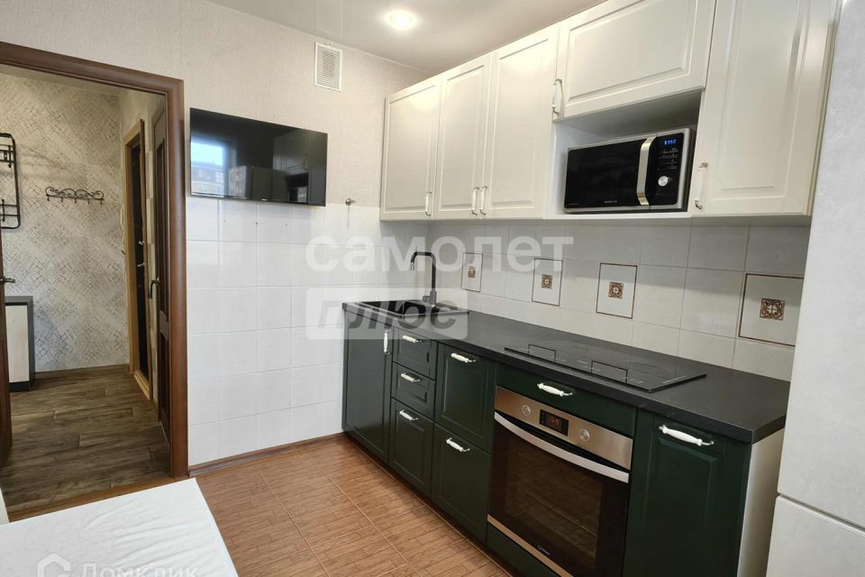 Продаётся 3-комнатная квартира, 65.9 м²