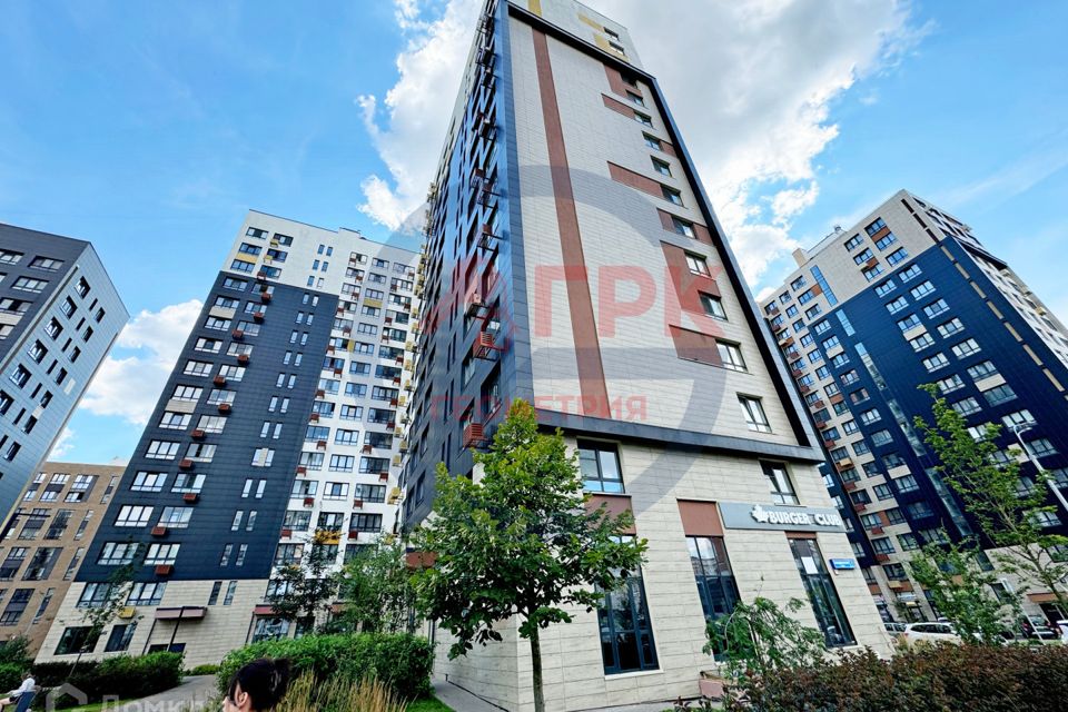 Продаётся 2-комнатная квартира, 69.8 м²