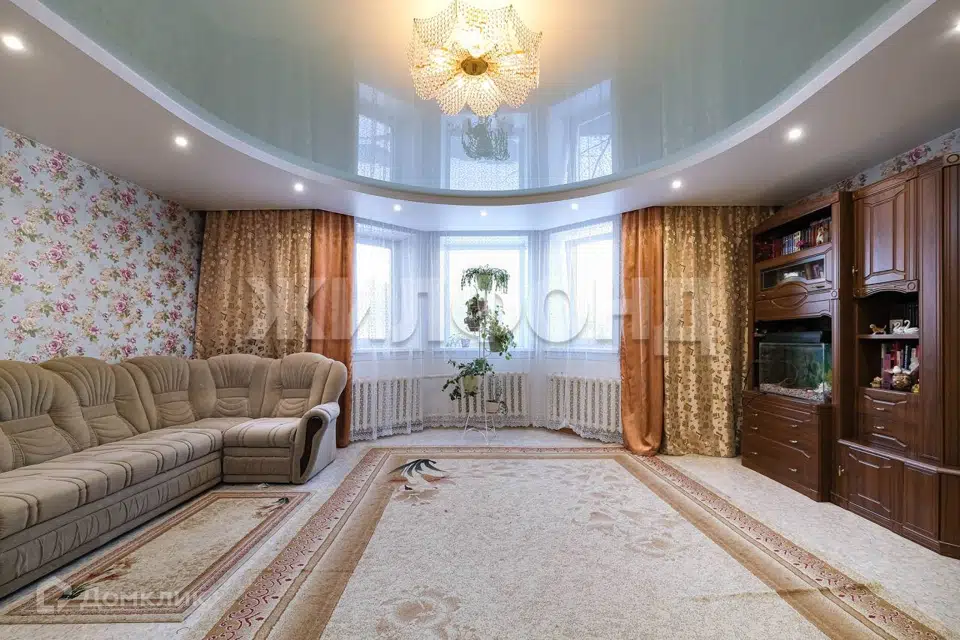 Продаётся 2-комнатная квартира, 111.3 м²