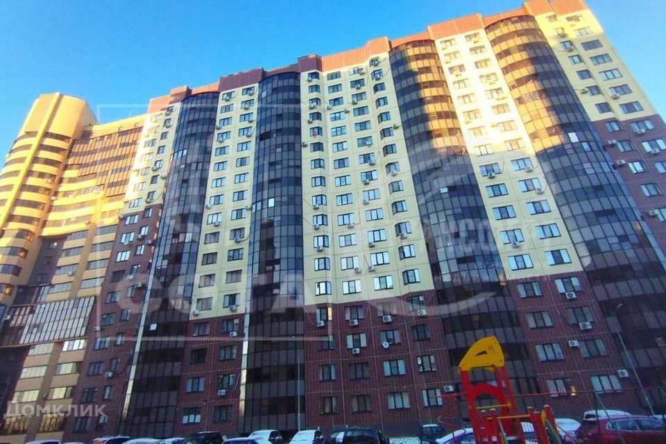 Продаётся 1-комнатная квартира, 38 м²