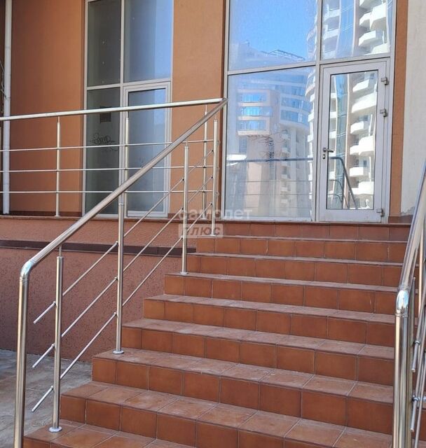 Продаётся 2-комнатная квартира, 70.5 м²