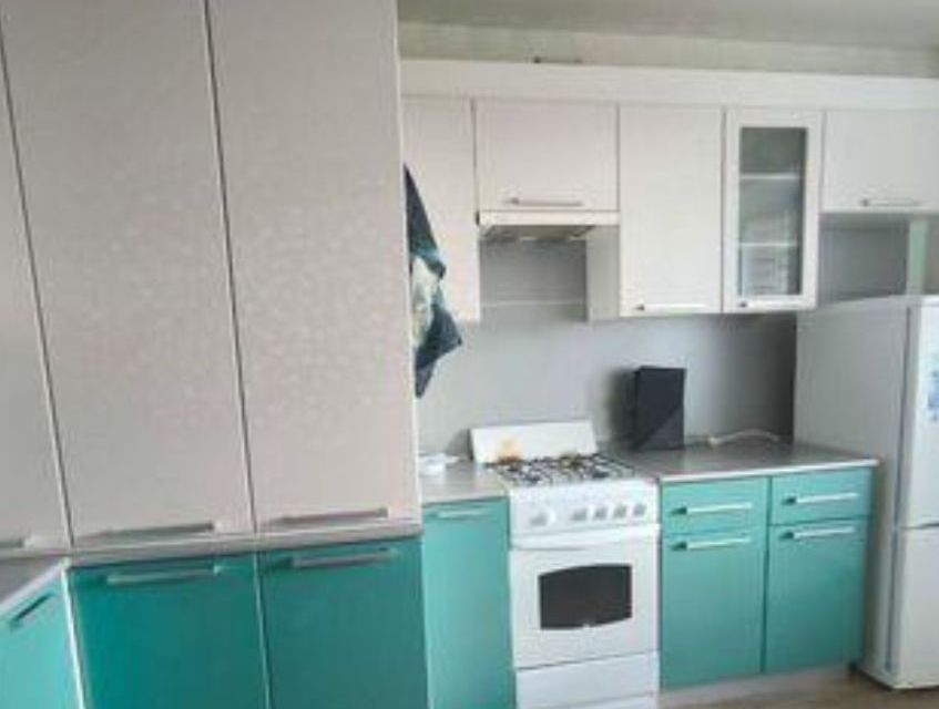 Продаётся 1-комнатная квартира, 42 м²