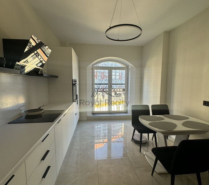 Сдаётся 3-комнатная квартира, 108 м²