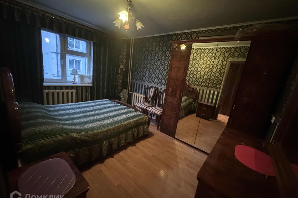Продаётся 4-комнатная квартира, 74 м²