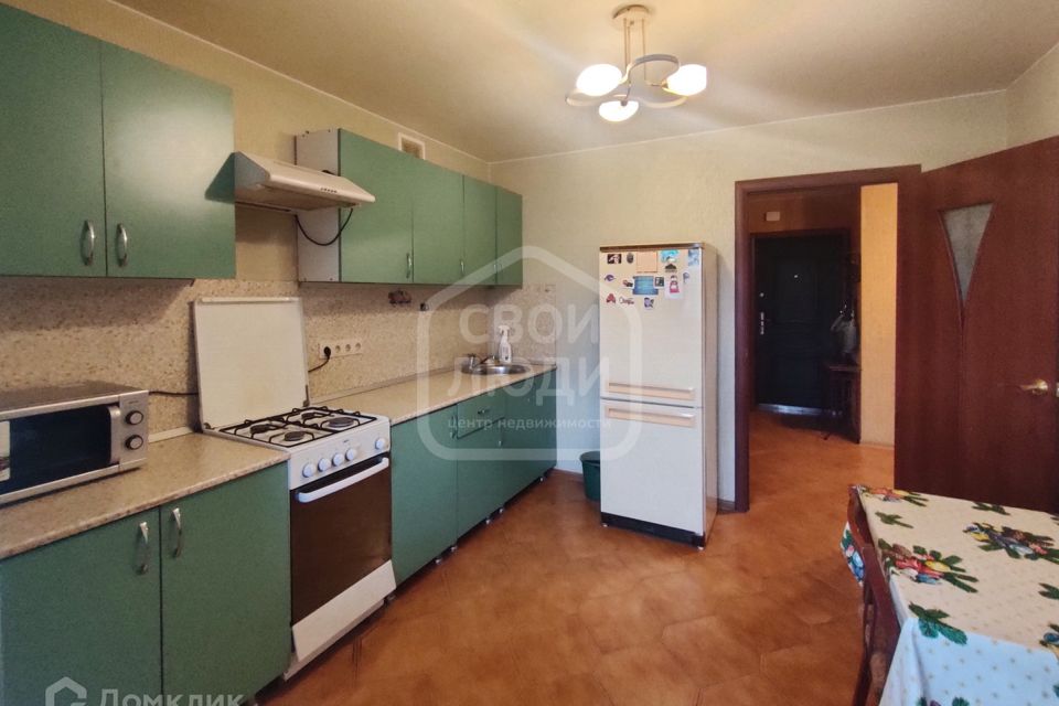 Сдаётся 1-комнатная квартира, 43 м²