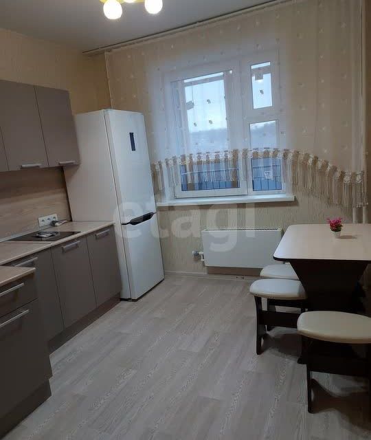 Сдаётся 1-комнатная квартира, 46 м²