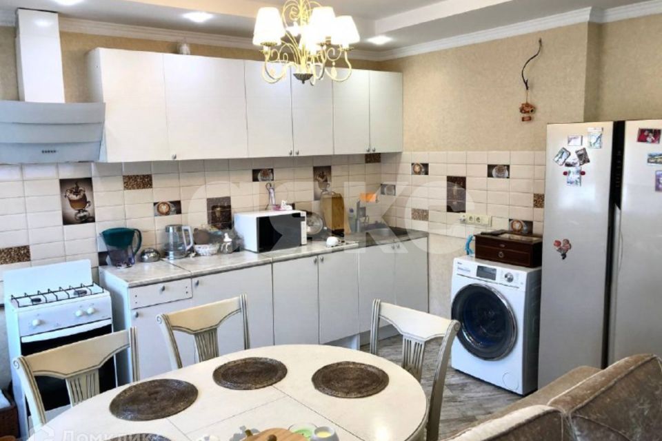 Продаётся 3-комнатная квартира, 69.4 м²