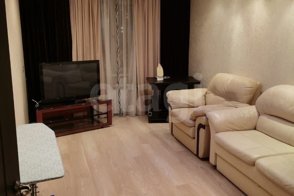 Сдаётся 2-комнатная квартира, 53.8 м²