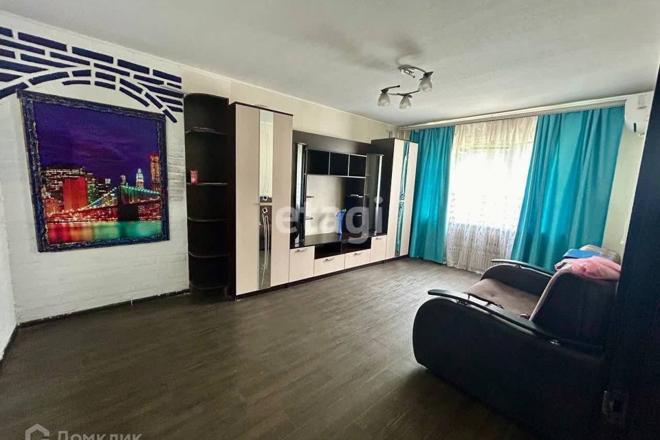 Продаётся 2-комнатная квартира, 56 м²