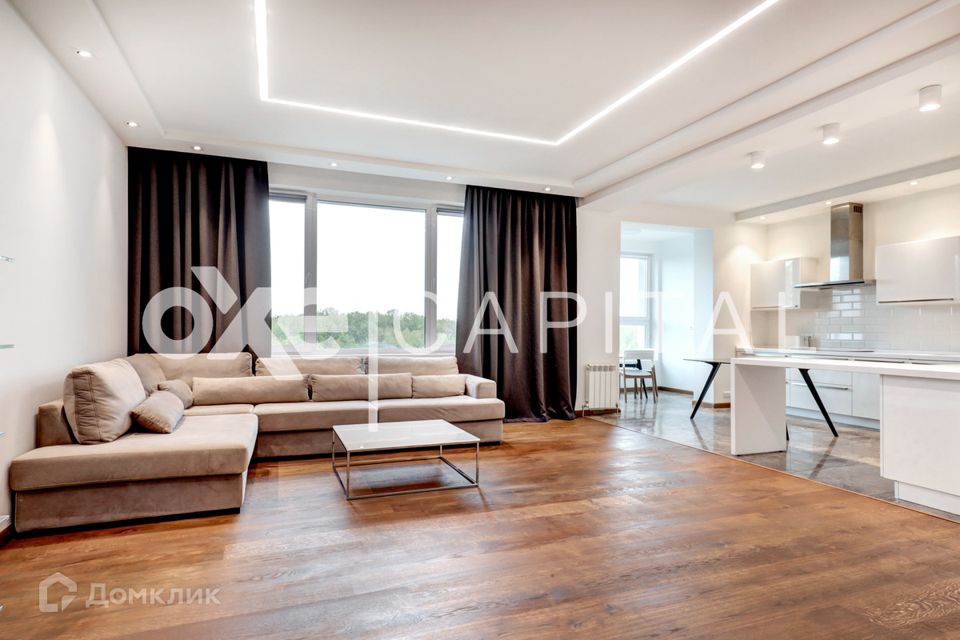 Продаётся 3-комнатная квартира, 150 м²