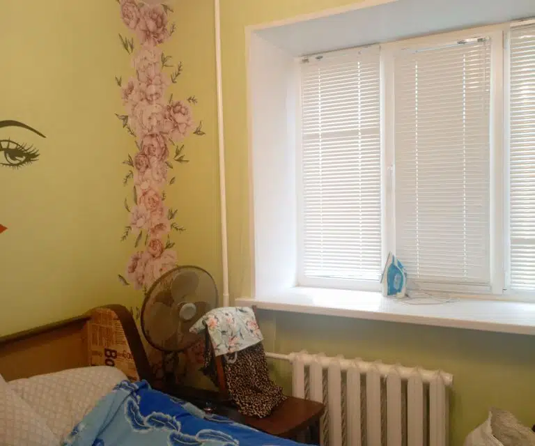 Продаётся комната в 8-комн. квартире, 17.2 м²
