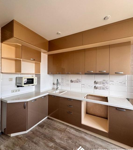Продаётся 2-комнатная квартира, 56.8 м²