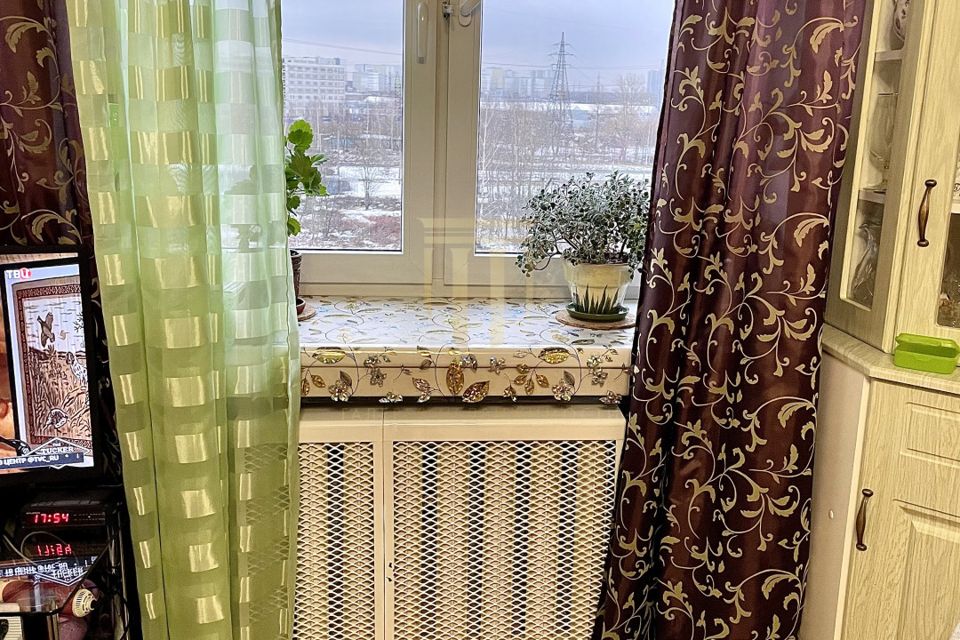 Продаётся 1-комнатная квартира, 54 м²