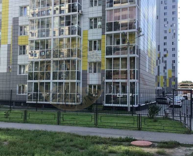 Продаётся 1-комнатная квартира, 37.6 м²