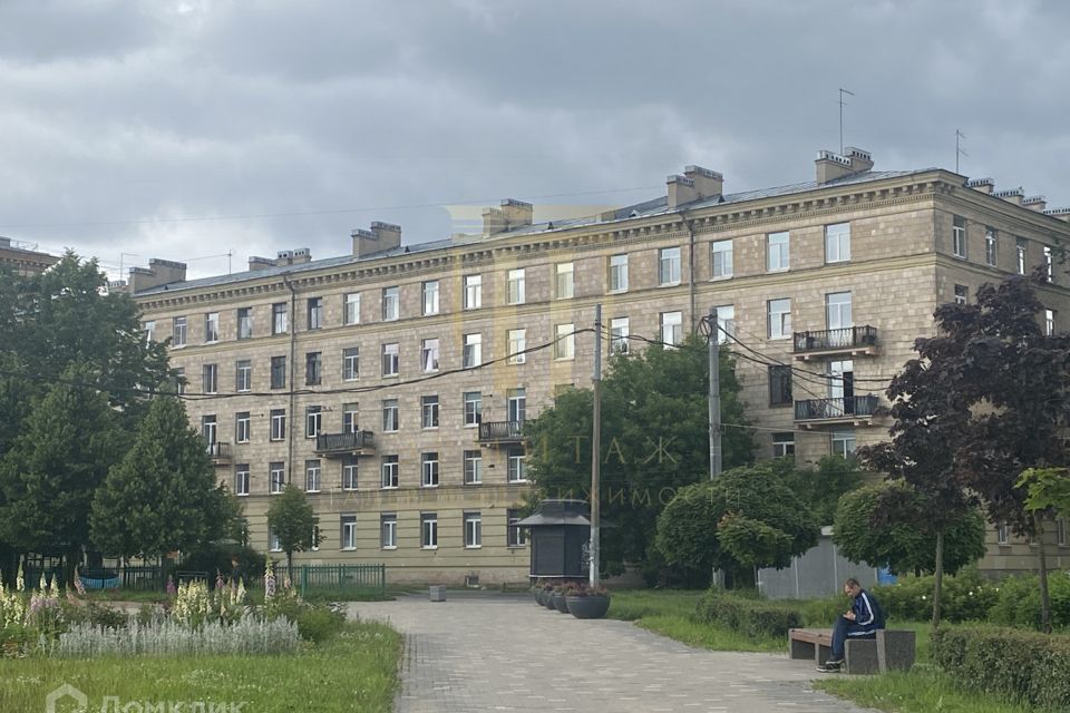Продаётся 1-комнатная квартира, 48.56 м²