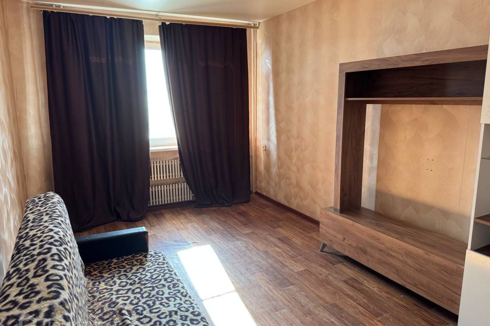 Продаётся 1-комнатная квартира, 38 м²