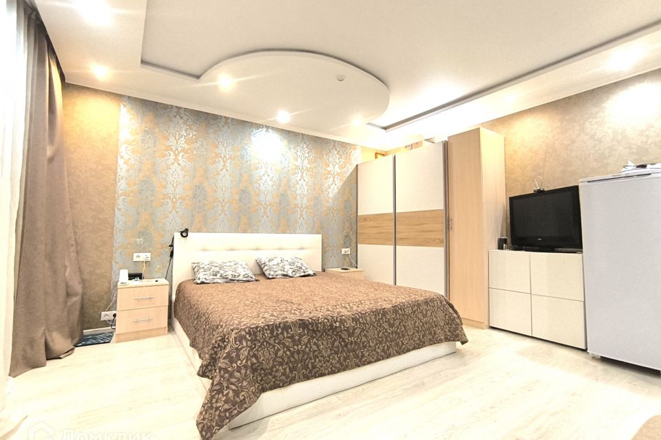 Продаётся 2-комнатная квартира, 60.8 м²