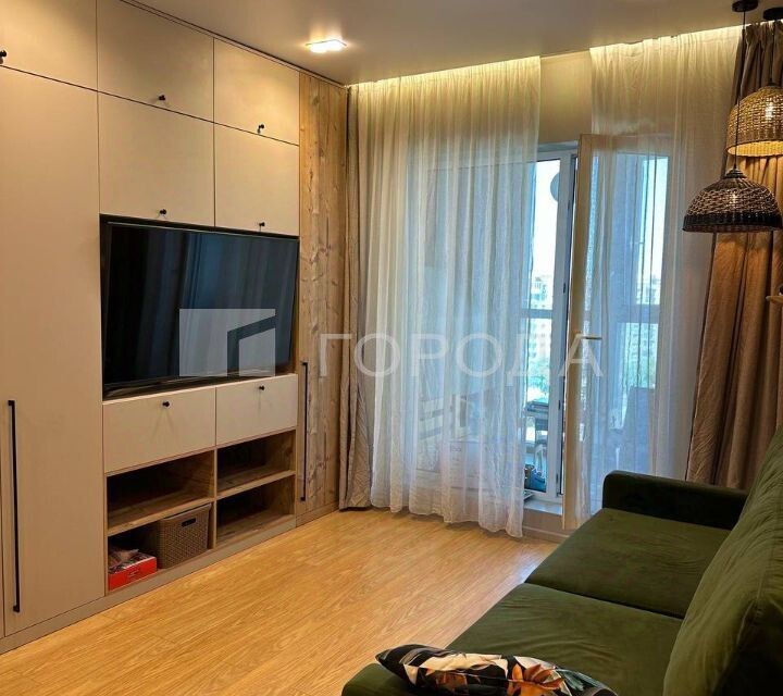 Сдаётся 2-комнатная квартира, 65 м²