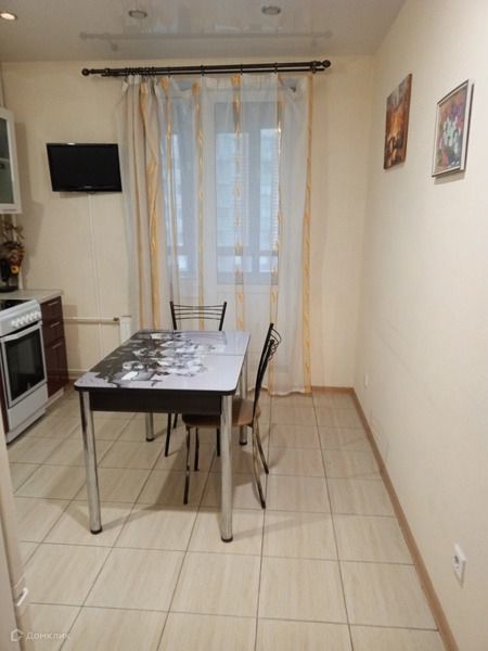 Продаётся 1-комнатная квартира, 37.6 м²