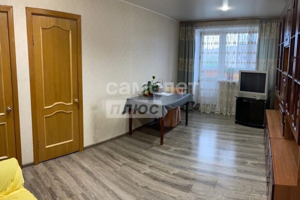 Продаётся 3-комнатная квартира, 57 м²