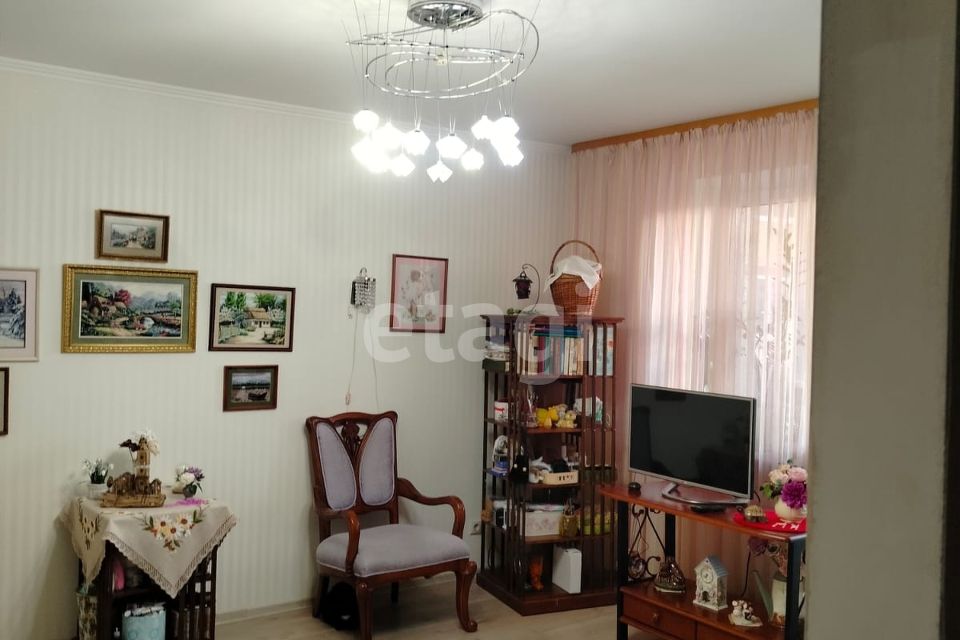 Продаётся 2-комнатная квартира, 72.5 м²