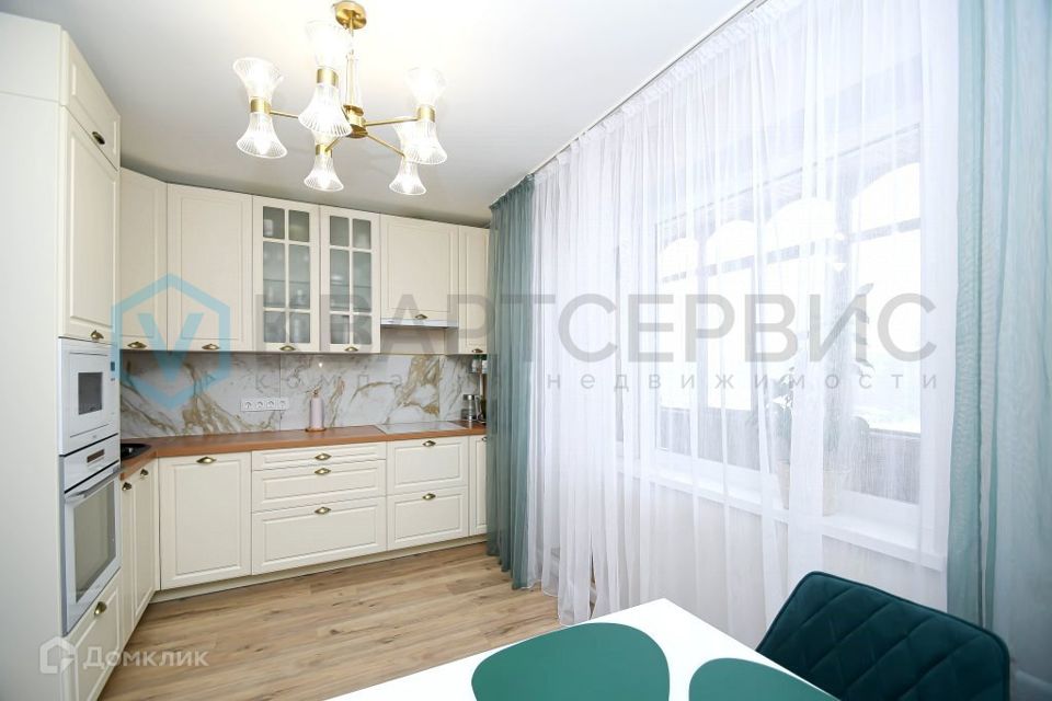 Продаётся 3-комнатная квартира, 92 м²