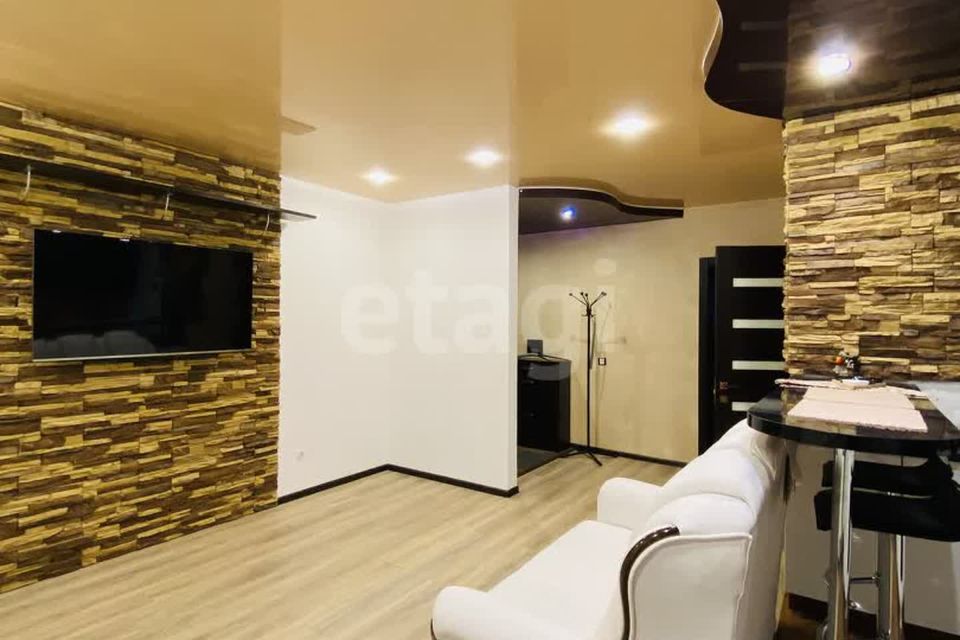 Продаётся 1-комнатная квартира, 50 м²