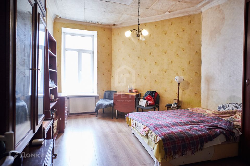 Продаётся комната в 10-комн. квартире, 17 м²