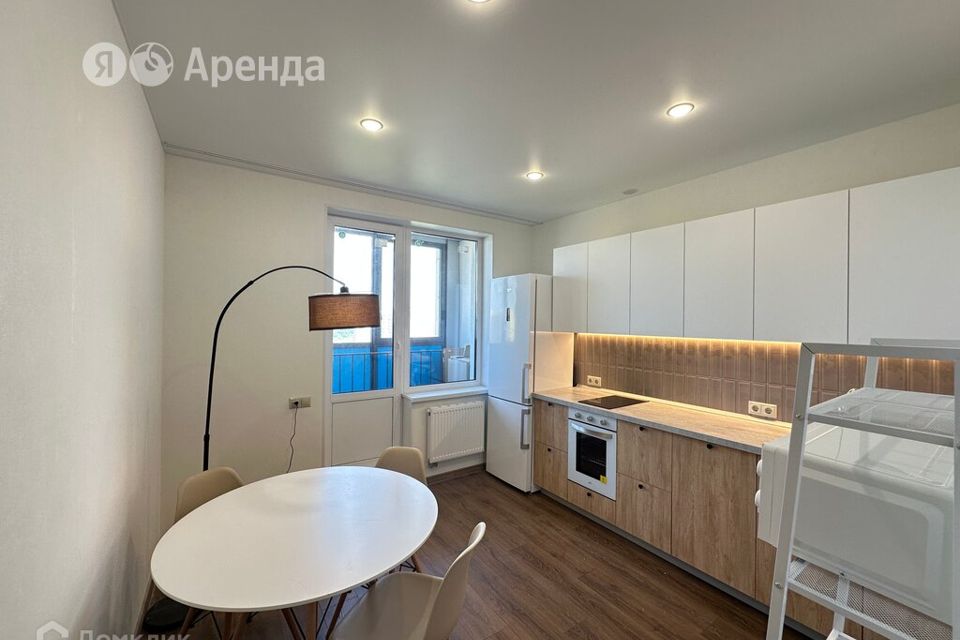 Сдаётся 2-комнатная квартира, 58 м²