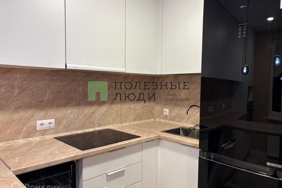 Сдаётся 1-комнатная квартира, 51 м²