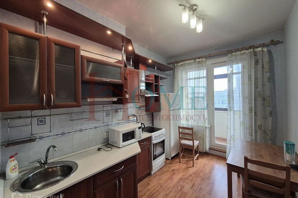 Сдаётся 1-комнатная квартира, 40 м²