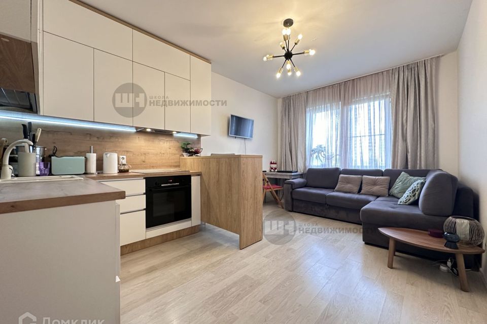 Продаётся 1-комнатная квартира, 51 м²
