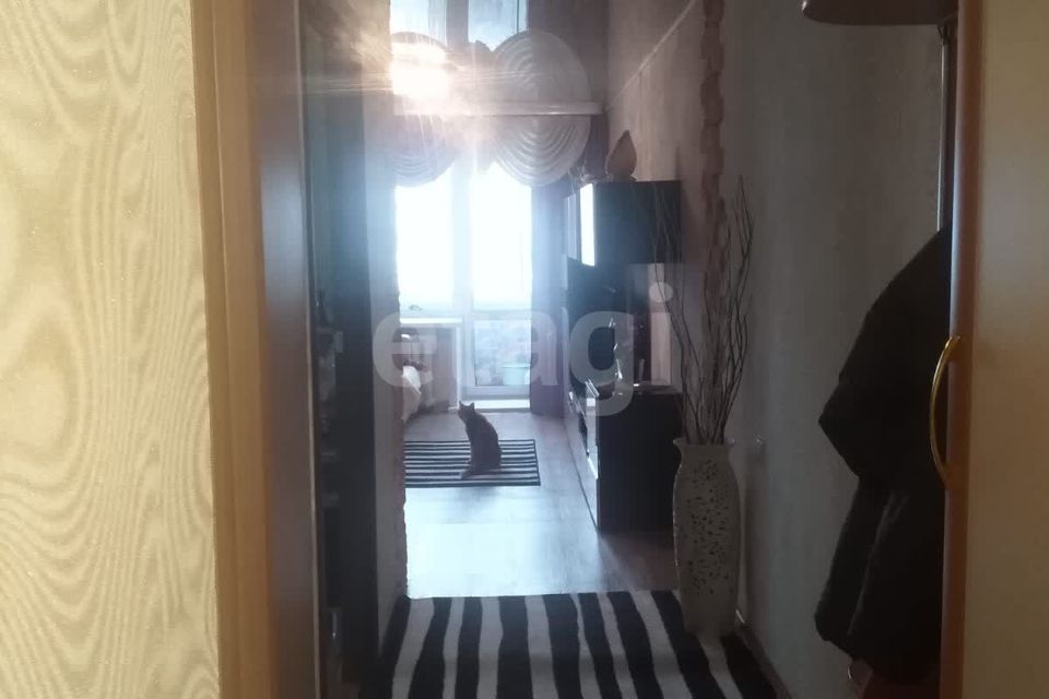 Продаётся 3-комнатная квартира, 52.3 м²